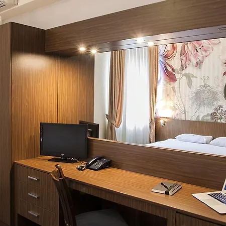 Diter Hotel 3*