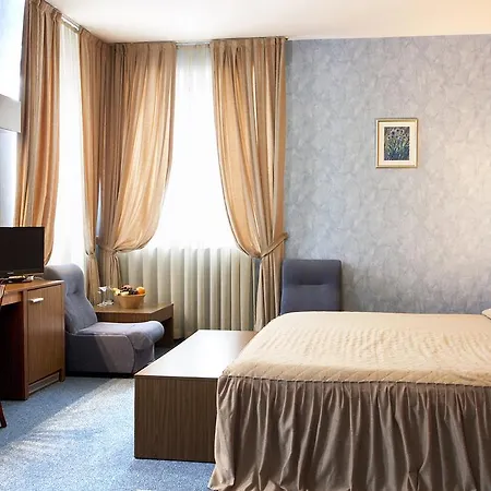Diter Hotel 3*
